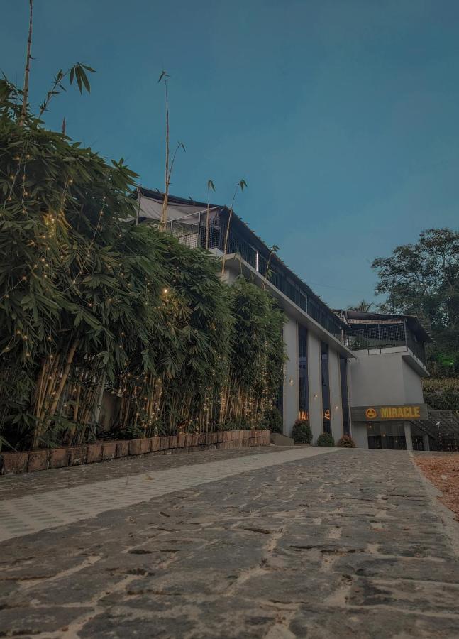 Miracle Hotel And Resorts Kozhikode Exterior foto